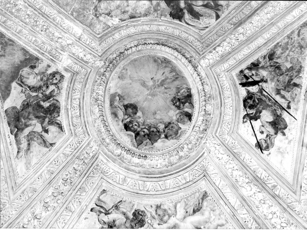 Gloria d'angeli e colomba dello Spirito Santo - Roma